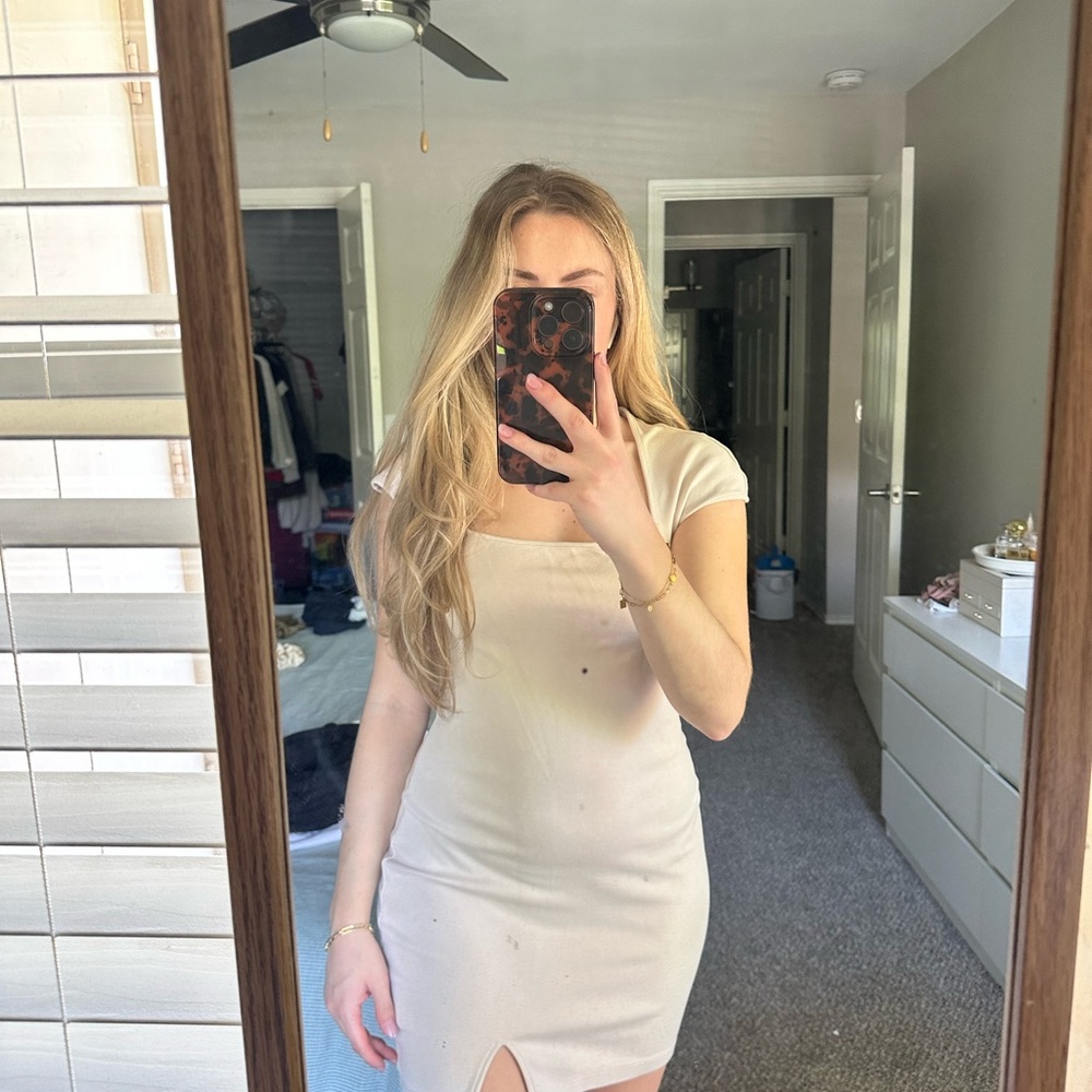 Elegant Cream Cap Sleeve Dress